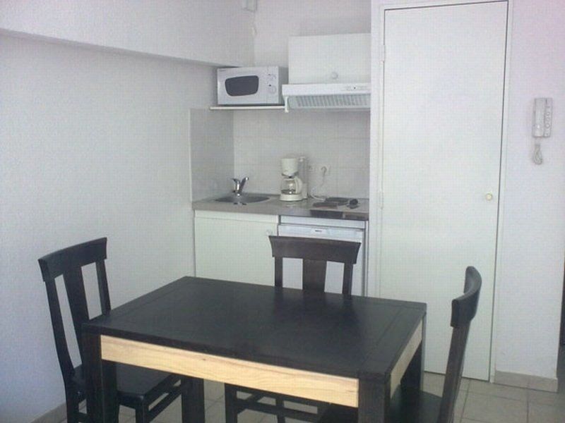 Resid'Artel Cadarache - Iter Hotel แซ็งต์-ปอล-เลซ-ดูร็องส์ ภายนอก รูปภาพ